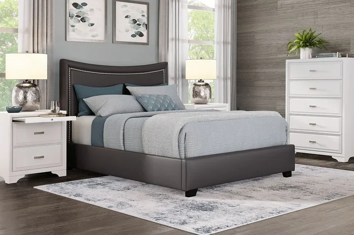 Belcourt 5 Pc White Colors,White Gray King Bedroom Set With 3 Pc King Bed, Nightstand, Chest