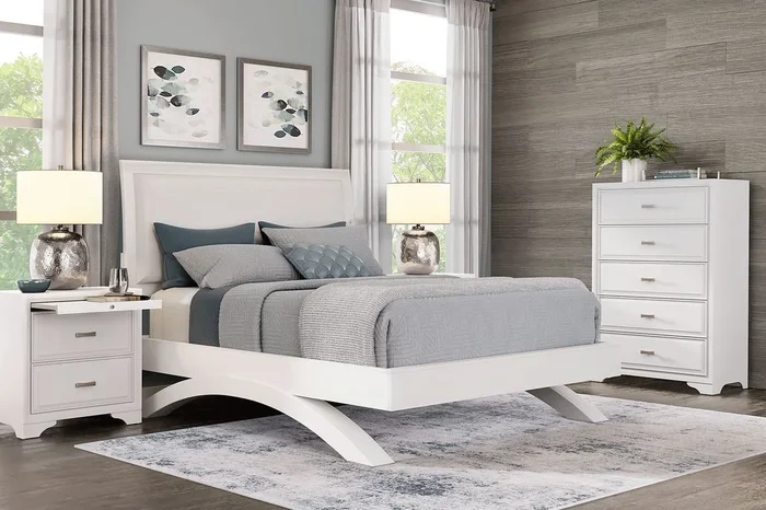 Belcourt 5 Pc White Colors,White Queen Bedroom Set With 3 Pc Queen Platform Bed, Nightstand, Chest