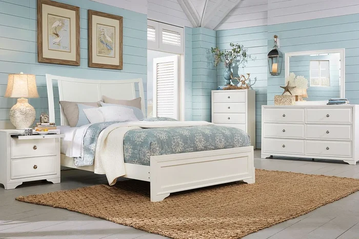 Belcourt 7 Pc White Colors,White Queen Bedroom Set With Dresser, Mirror, Nightstand, 3 Pc Queen Sleigh Bed