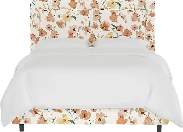Sweet Plains Cream Colors,Light Wood,White Beige Cotton Fabric King Bed