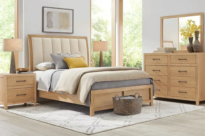 Woodley 5 Pc Natural Light Wood Queen Bedroom Set With Dresser, Mirror, 3 Pc Queen Upholstered Sleigh Bed